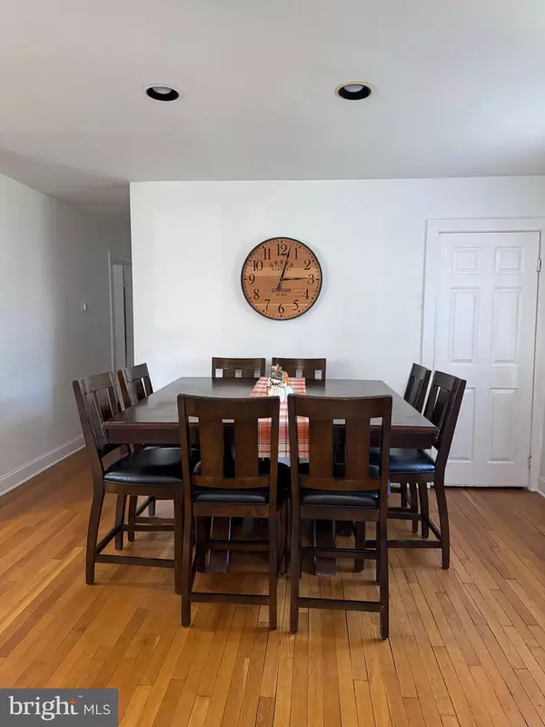 Beltsville, MD 20705,13123 ORIOLE DR