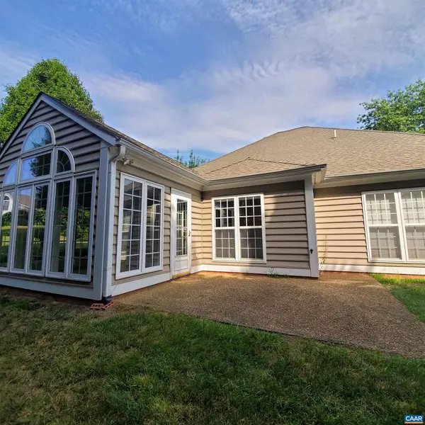 Charlottesville, VA 22903,412 HERITAGE CT