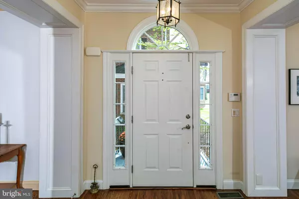 Princeton, NJ 08540,8 GOVERNORS LN