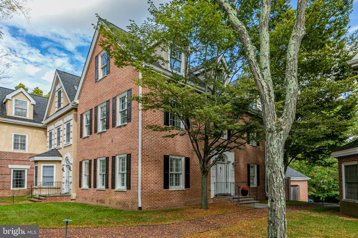 Princeton, NJ 08540,8 GOVERNORS LN