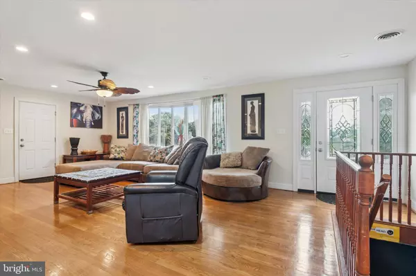 Coatesville, PA 19320,435 W KINGS HWY