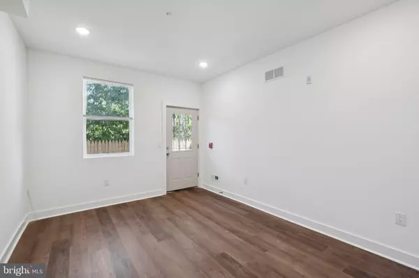 Philadelphia, PA 19104,4237 MANTUA AVE #2