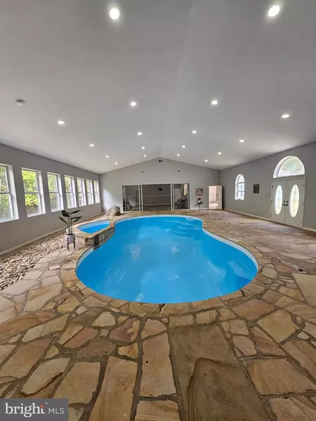 141 YORKETOWN, Woodstown, NJ 08098