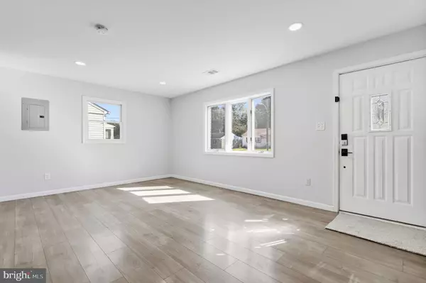 Glen Burnie, MD 21060,102 GARRETT RD