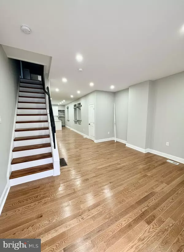 Philadelphia, PA 19121,2129 N NATRONA ST