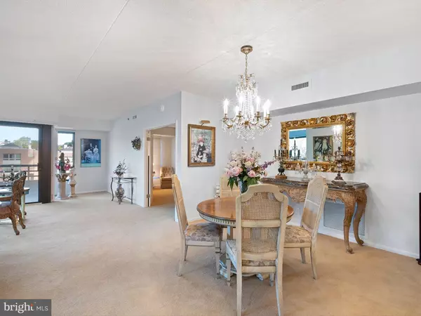 Wilmington, DE 19806,1100-UNIT LOVERING AVE #318