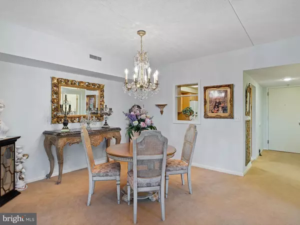 Wilmington, DE 19806,1100-UNIT LOVERING AVE #318