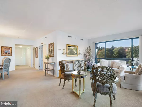 Wilmington, DE 19806,1100-UNIT LOVERING AVE #318