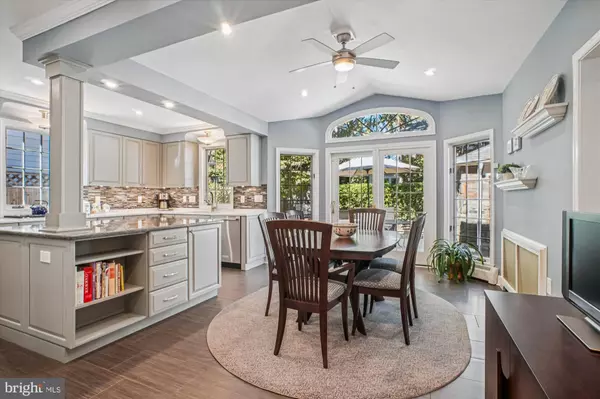 Chevy Chase, MD 20815,5103 FAIRGLEN LN