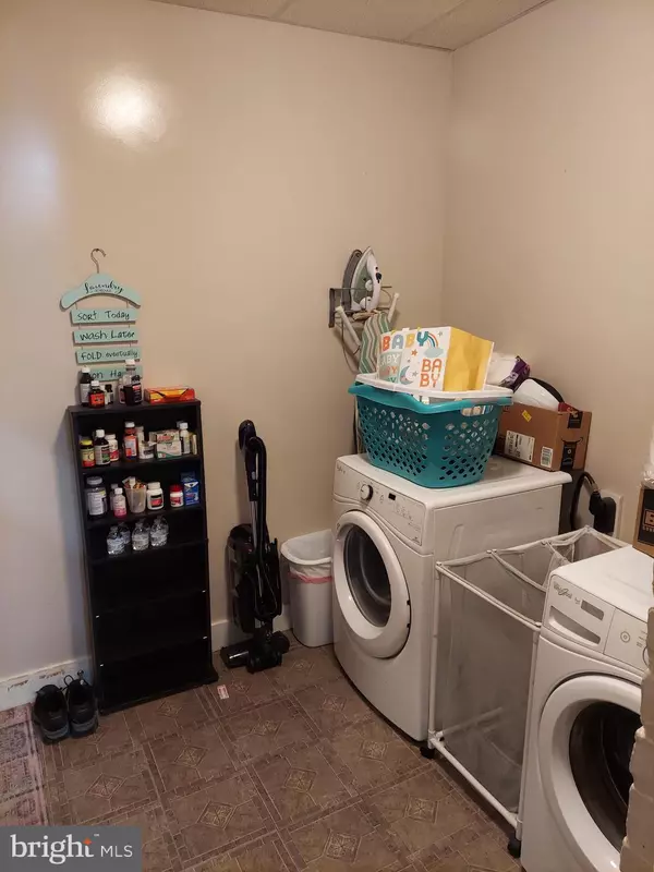 York, PA 17403,929 WELLINGTON ST