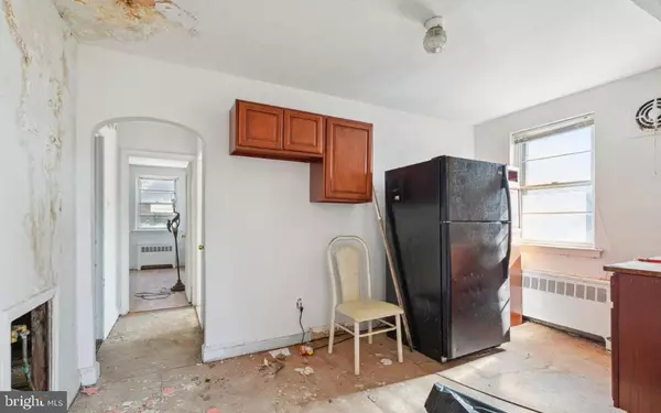 Philadelphia, PA 19145,2043 S NEWKIRK ST