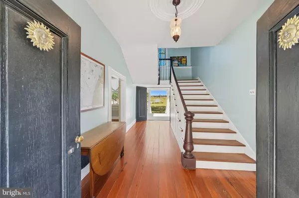 Reedville, VA 22539,690 SMITH POINT RD