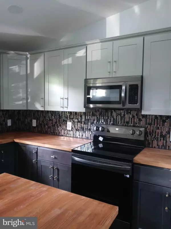 Bear, DE 19701,6 HARPERS PL