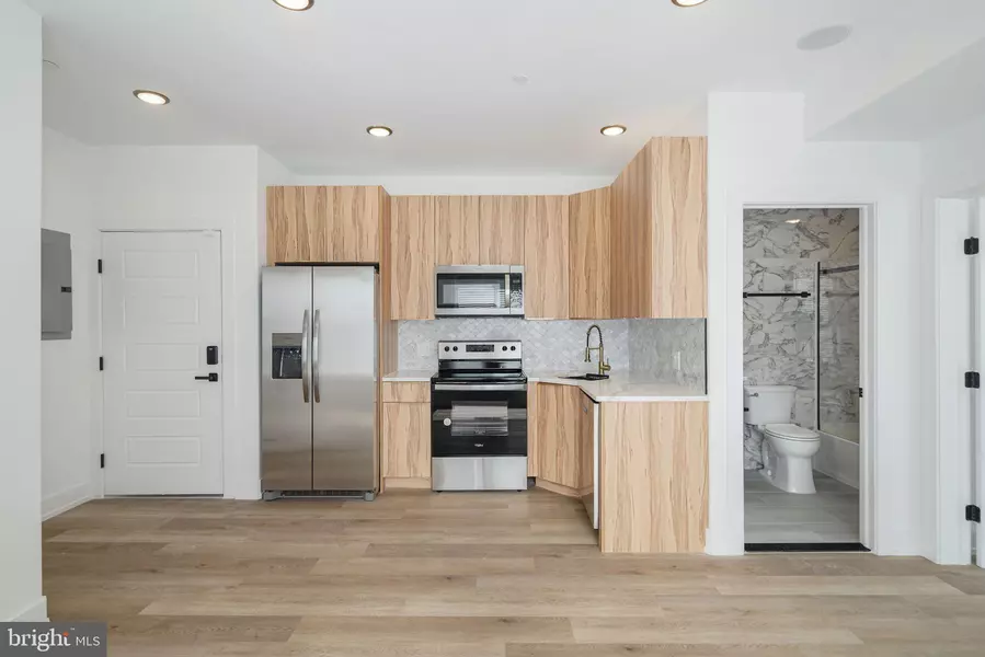 2000 N FRONT ST #9, Philadelphia, PA 19122