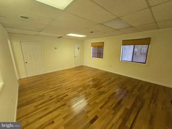 Ellicott City, MD 21042,3219-A CORPORATE CT