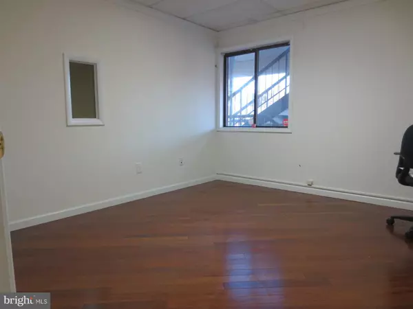 Ellicott City, MD 21042,3219-A CORPORATE CT