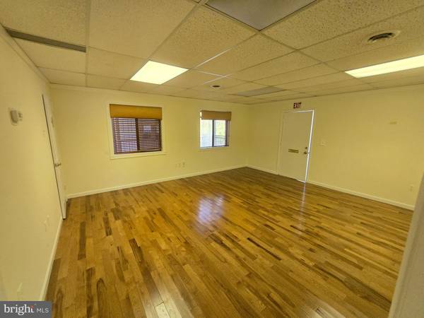 Ellicott City, MD 21042,3219-A CORPORATE CT