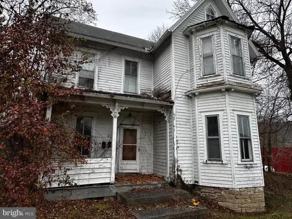 Bellefonte, PA 16823,215 S SPRING ST