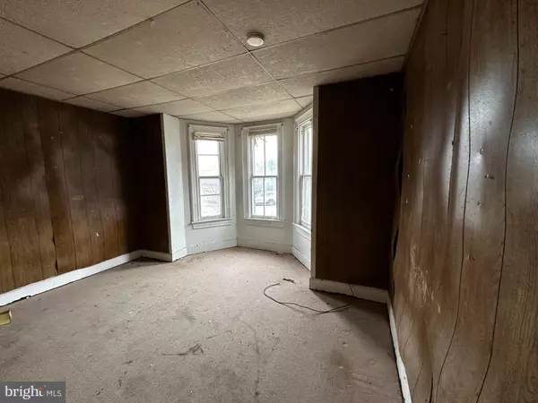 Bellefonte, PA 16823,215 S SPRING ST