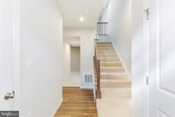 Winchester, VA 22601,210 MONTEITH DR