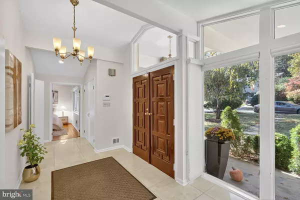 Chevy Chase, MD 20815,3113 BROOKLAWN TER