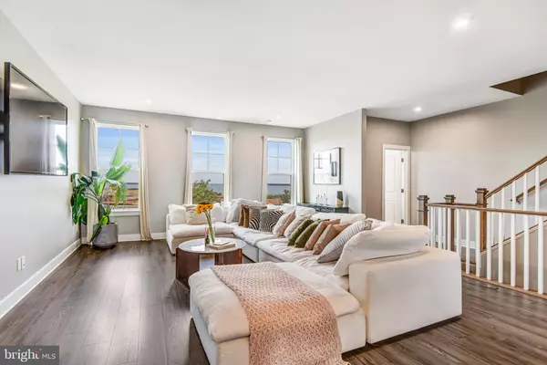 Dumfries, VA 22026,1672 SANDPIPER BAY LOOP