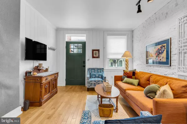 Carlisle, PA 17013,148 S PITT ST