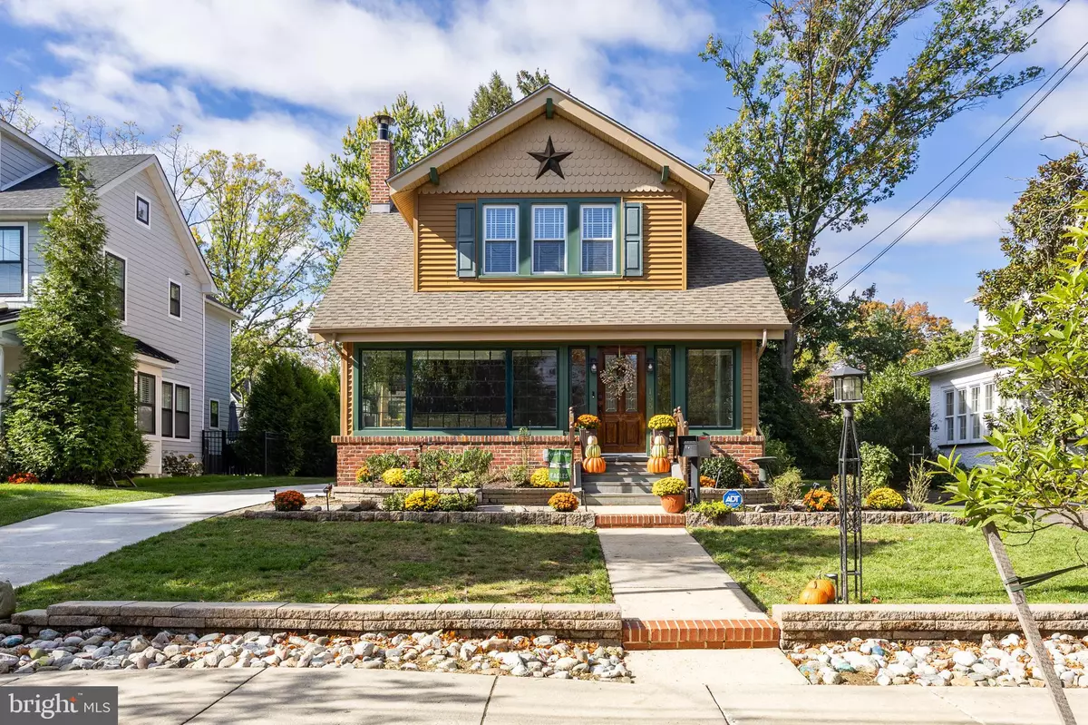 Haddonfield, NJ 08033,155 RHOADS AVE