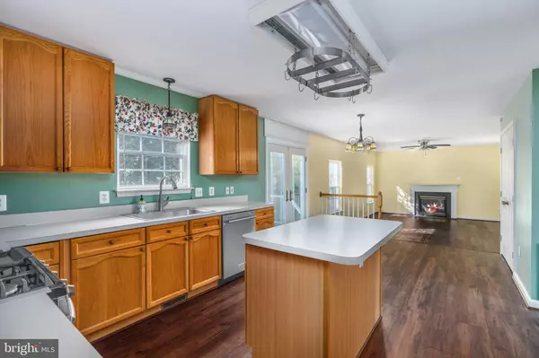 Fredericksburg, VA 22408,4114 MOSSY BANK LN