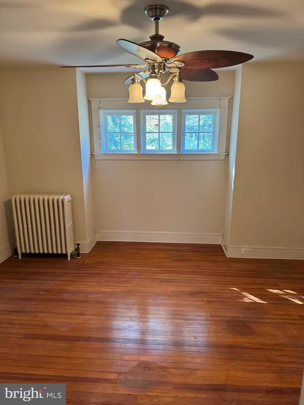 Baltimore, MD 21228,622 INGLESIDE AVE