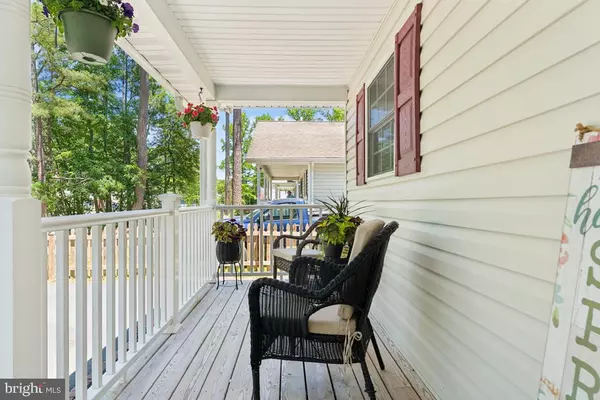 Colonial Beach, VA 22443,340A 12TH ST