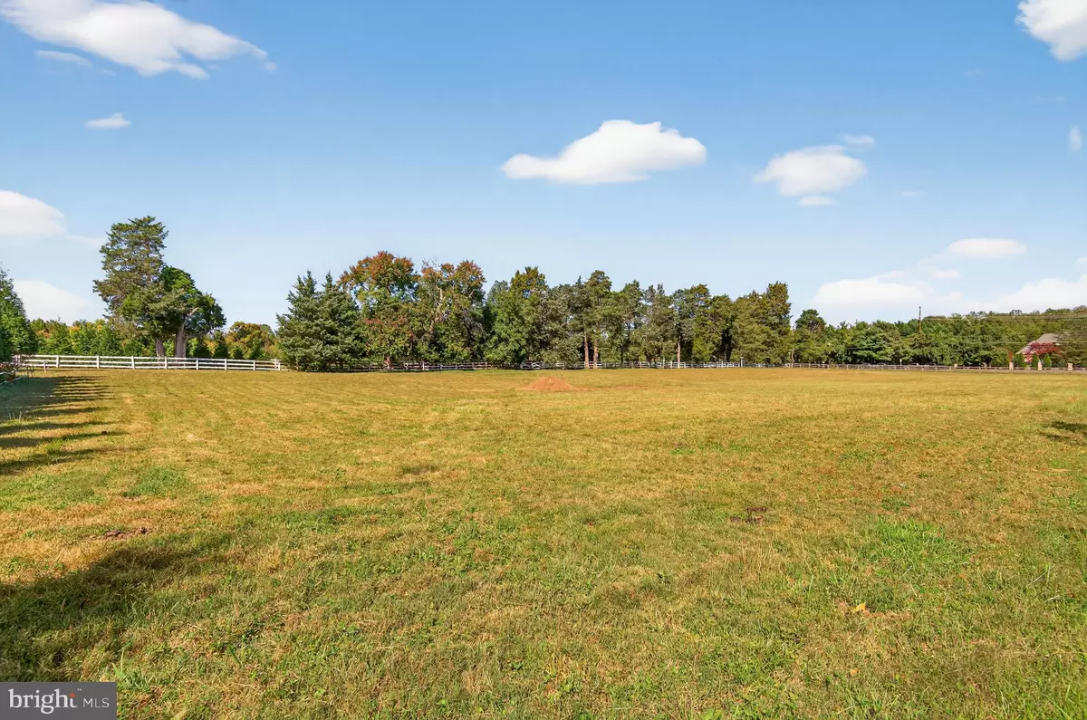 Potomac, MD 20854,9438 RIVER RD