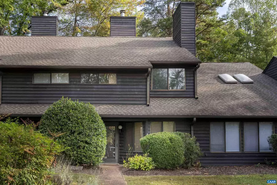 1545 BIRNAM DR, Charlottesville, VA 22901