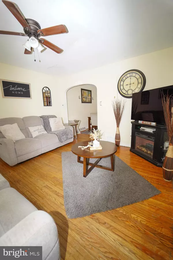 Philadelphia, PA 19120,4624 WEYMOUTH ST