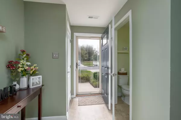 Sicklerville, NJ 08081,147 VILLAGE GREEN LN