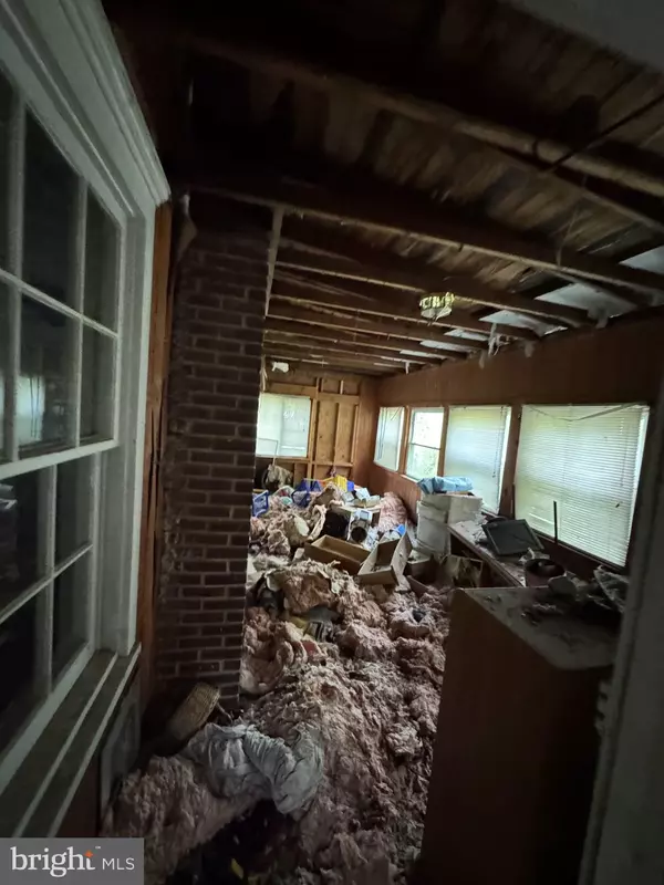 East Windsor, NJ 08520,785 OLD YORK RD