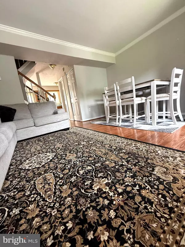 Woodbridge, VA 22191,15219 VALLEY STREAM DR