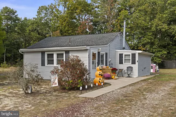48 PINE ST, Franklinville, NJ 08322