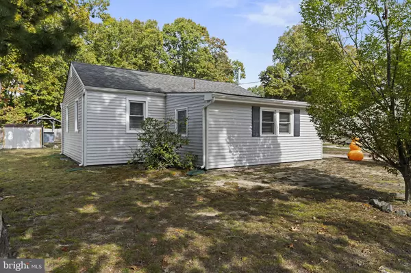 Franklinville, NJ 08322,48 PINE ST