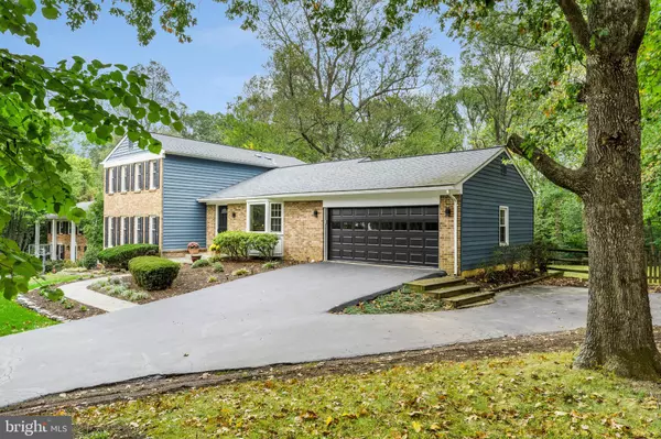 Oakton, VA 22124,3119 COBB HILL LN