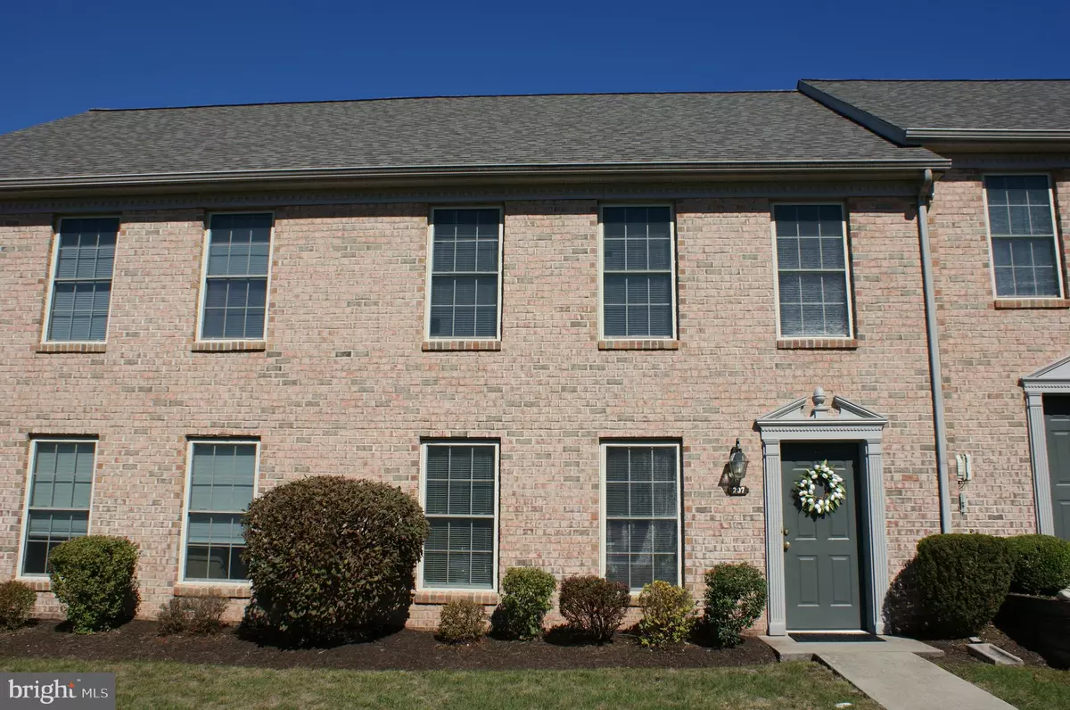 Harrisburg, PA 17110,207 SADDLE RIDGE DR