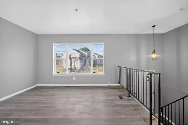 District Heights, MD 20747,5203 HIL MAR DR