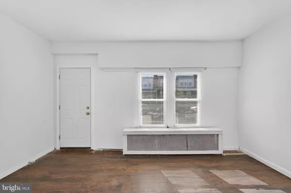 Philadelphia, PA 19142,2615 S 66TH ST