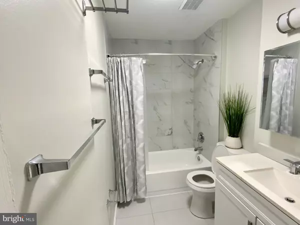 Silver Spring, MD 20904,1824 BRONZEGATE BLVD #182