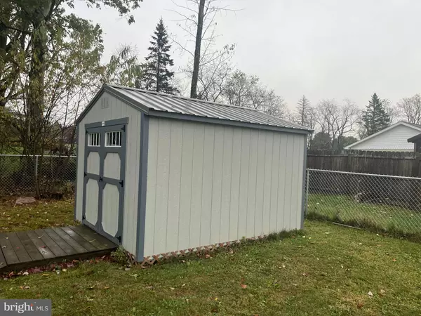 Oakland, MD 21550,210 SENECA AVE