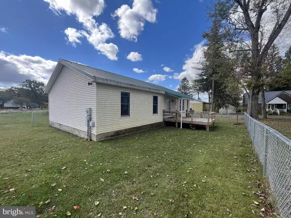 Oakland, MD 21550,210 SENECA AVE