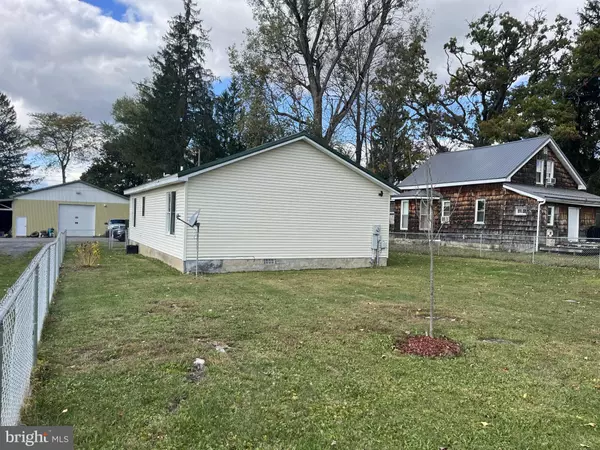 Oakland, MD 21550,210 SENECA AVE