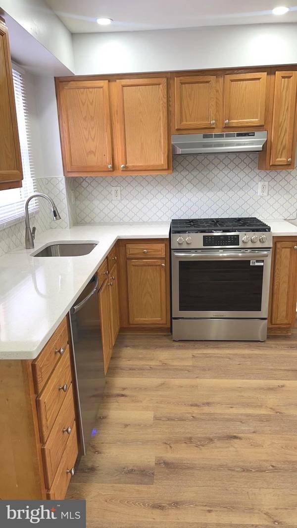 Baltimore, MD 21213,3802 LYNDALE AVE