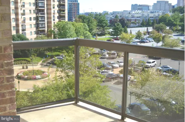 Mclean, VA 22102,8380 GREENSBORO DR #611