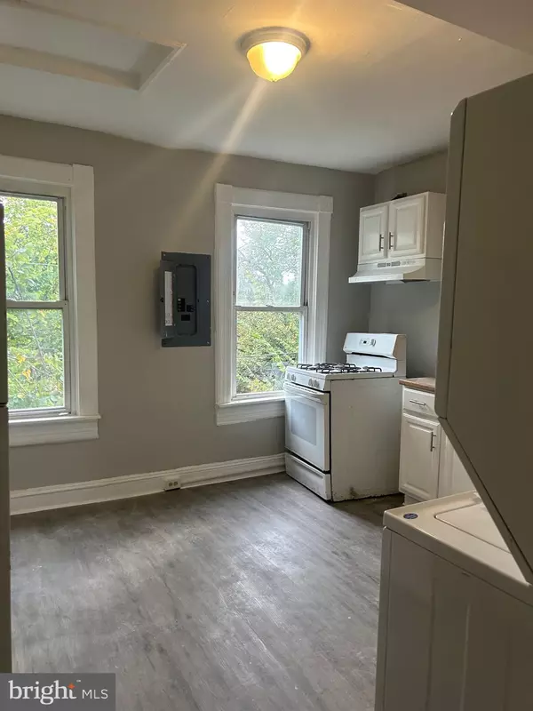 Baltimore, MD 21218,1503 E 28TH ST E #APT 2